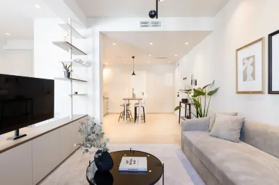 Luxury Apartments in Plaka by Upstreet Плака: отели