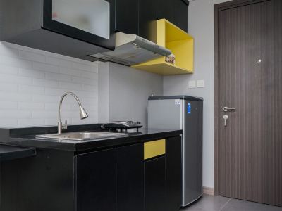 Nice and Cozy Studio at Bintaro Icon Apartment