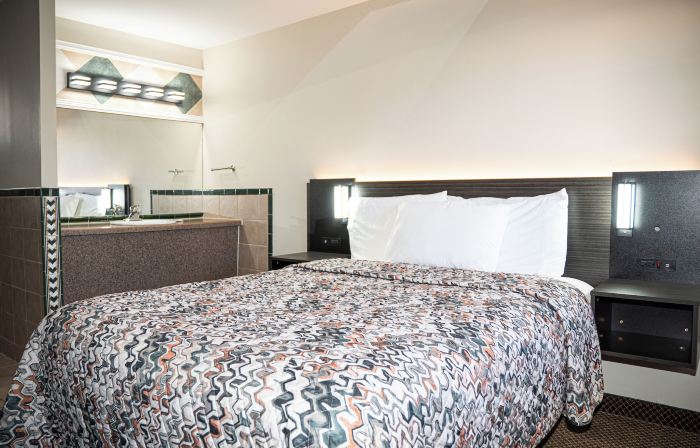 Capri Inn and Suites