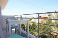 Ble Island Hotels in Aposelemis
