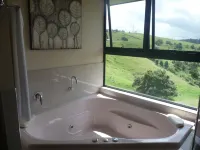 Top of the Hill Hotels in Maleny