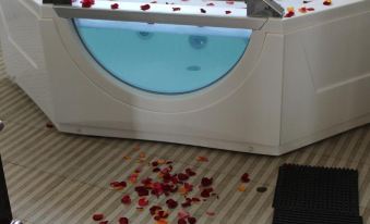 Unison Hotel and Spa