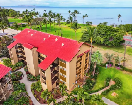 Maui Schooner Resort Hotels in Kihei