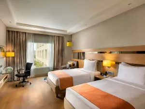 Holiday Inn Agra MG Road