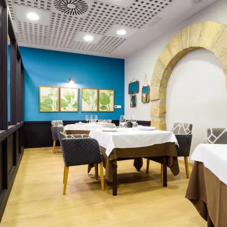 Hospedium Hotel Don Fidel Отели рядом с достопримечательностью «Торговый центр Puerto Venecia»