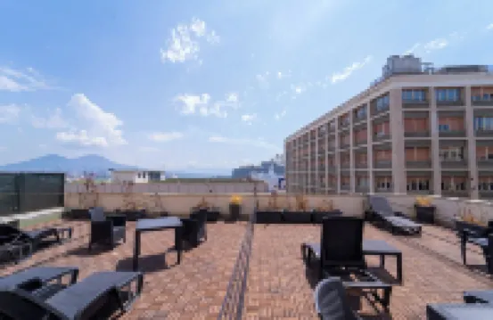Le 4 Stagioni Dante's Suites H Napoli Centro, by ClaPa Group