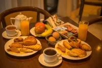 Hotel Chris - Desayuno