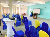 Point Salines Hotel فنادق في Lance aux Epines
