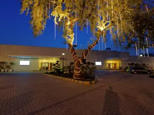 Popular Cultural Hotels in Lahore District