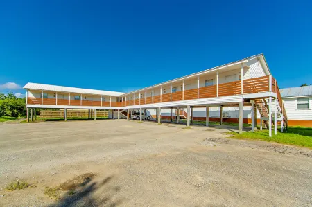 Southern Breeze Lodge