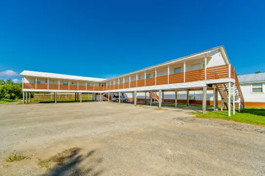 Southern Breeze Lodge