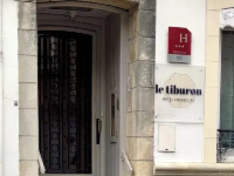 Hôtel le Tiburon Hotels in Cherbourg