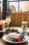 Waymore's Guest House and Casual Club - Aamiainen