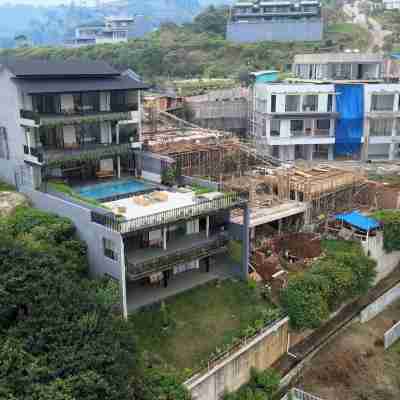 Green Hill Mountain City View Villa 8 Bedrooms with a Private Heated Swimming Pool and a Movie Room Hotel Exterior