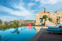 Arnaoon Village Hotels in Enfeh