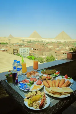 King Khafren View Inn - Guest houses