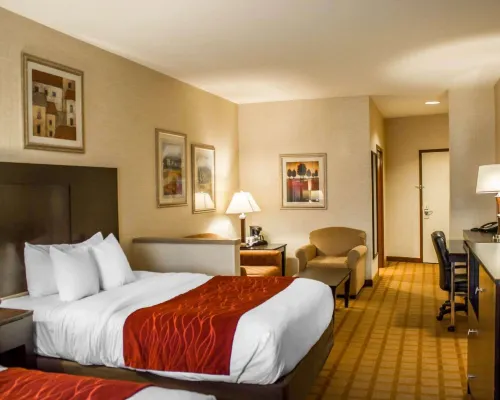 Comfort Suites Edinboro Hotels in Spring Township