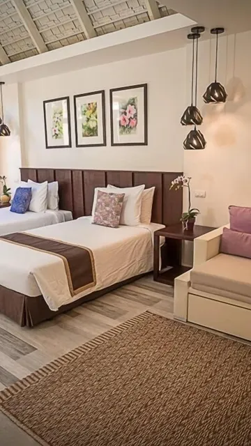 ห้องสวีทไทรแองเกิลริมทะเลสาบ