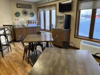 The Center Inn - breakfast