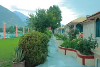Canopy Nexus Hotels near Yadgar Chowk
