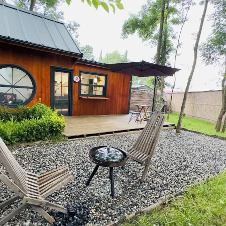 Pentalow Cabin