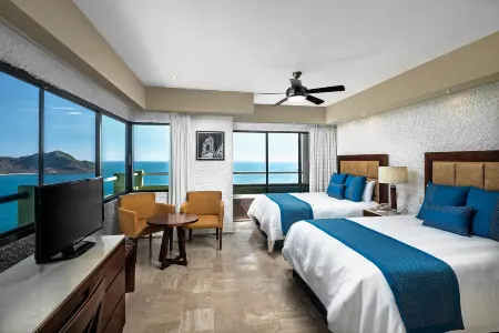 El Cid El Moro Beach