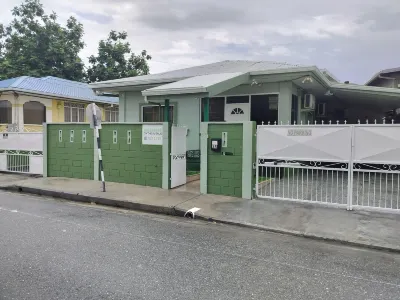 우드브룩 온 더 애비뉴  호텔