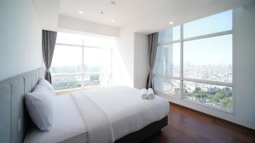 Exclusive and Spacey 3Br at Grand Sungkono Lagoon Apartment Hotels in Dukuhpakis