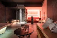 One Two Four - Hotel & Spa Hotels in Ghent