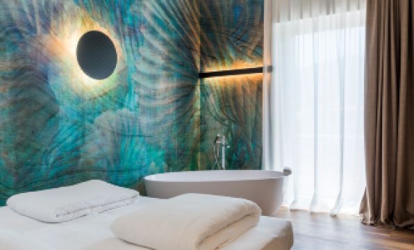Hotel Baia Azzurra - Lake Front - Housity