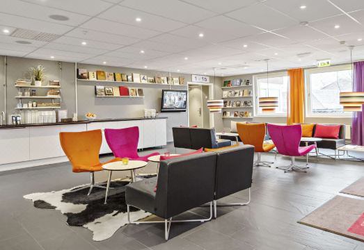 3. 슈어 호텔 바이..