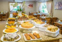 Hotel Fioreze Quero Quero - พร้อมอาหารเช้า
