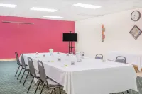 Days Inn by Wyndham St Clairsville Hotels in Wheeling