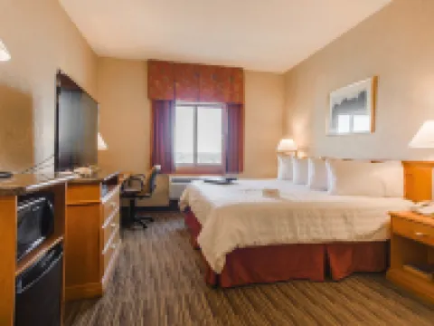 Humphry Inn and Suites โรงแรมในวินนิเพก