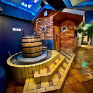 แคปซูล อินน์ โอซาก้า - เฉพาะผู้ชาย