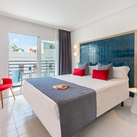 Hotel Vibra Isola - Adults Only Отели рядом с достопримечательностью «Мыс Фар-де-Пунта-Гросса»