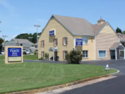 Travel Inn Buford - Mall of Georgia Hotels in Buford