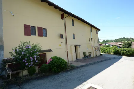 La Valle B&B Отели в г. Асти