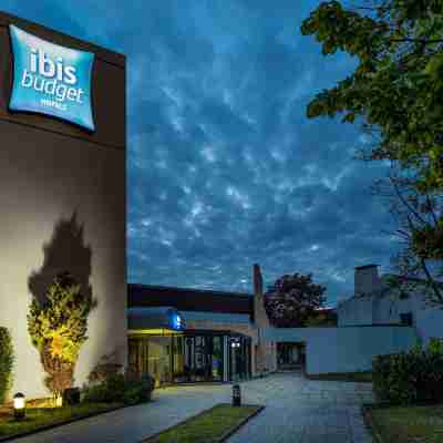 ibis budget Saint Ouen l'Aumône Hotel Exterior