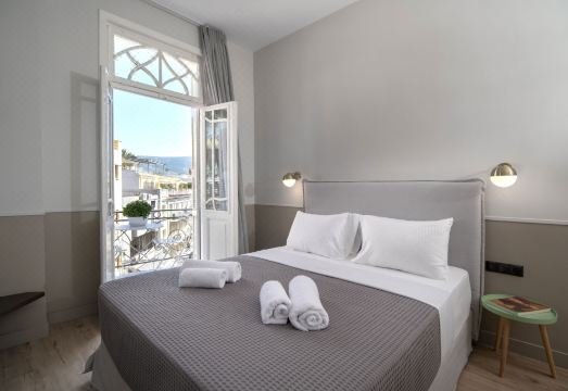 플라카 아치 스위트