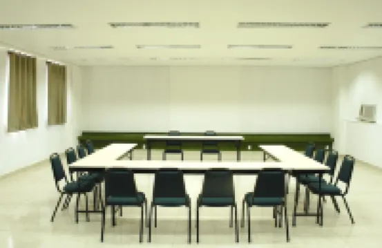 Turrance White Hotel