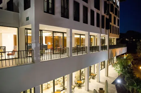 Amadria Park Hotel Royal Отели рядом с достопримечательностью «Volosko»