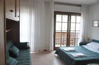 Residence Biancaneve Hotels in Aprica