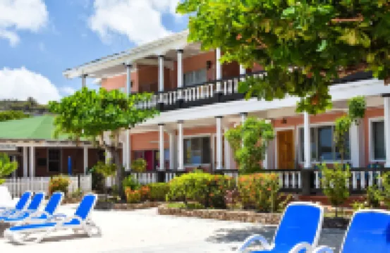 Catamaran Hotel Marina