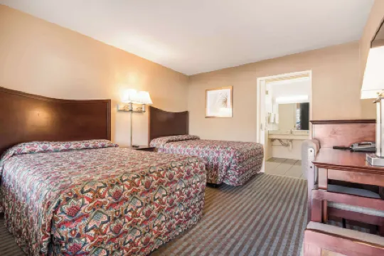 Rodeway Inn Regalodge