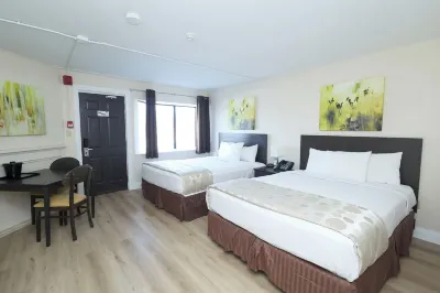 River Rapids Inn Hotels near Greyhound Canada