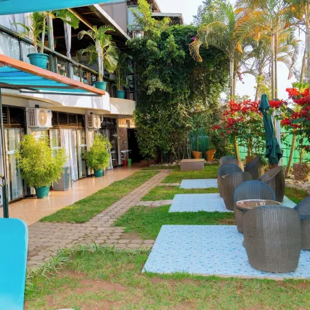 Five To Five Hotel