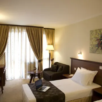 Favorit Hotel Отели в г. София