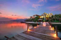 Royal Ocean View Karimunjawa Hotel dekat Bandar Udara Dewandaru