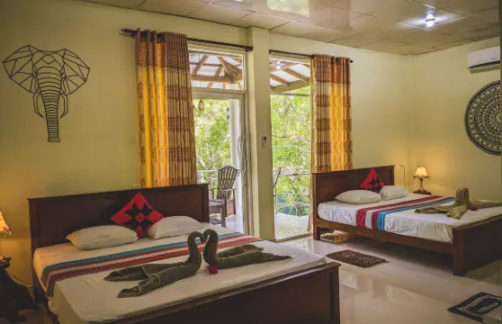 西基利庫納旅館